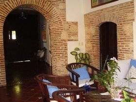 Apart-Hotel-Paris-Plaza-Colon